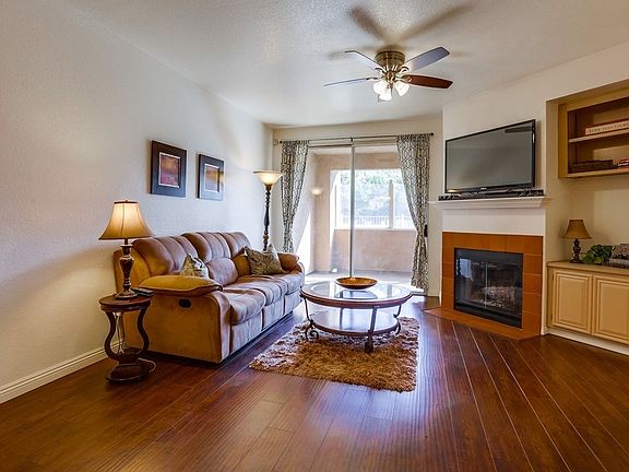 3rd image of 13801 Pinkard Way Unit 3