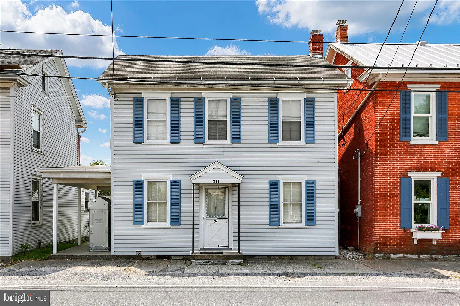 311 Walnut St photo 1