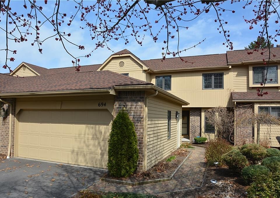 1st image of 694 N Cove Dr