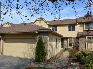 694 N Cove Dr, Webster, NY 14580