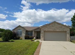 1199 Rain Tree Ct, Crown Point, IN 46307