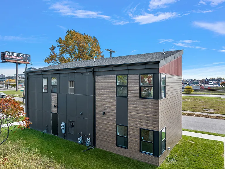 2623 Cochrane St #B — Photo 8