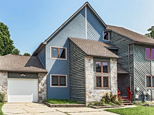 33 Foxtail Ct, Newark, DE 19711