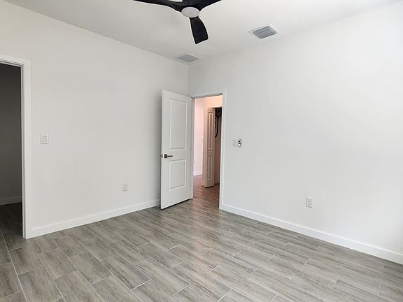 5th image of 1701 NW 9th Ct #A