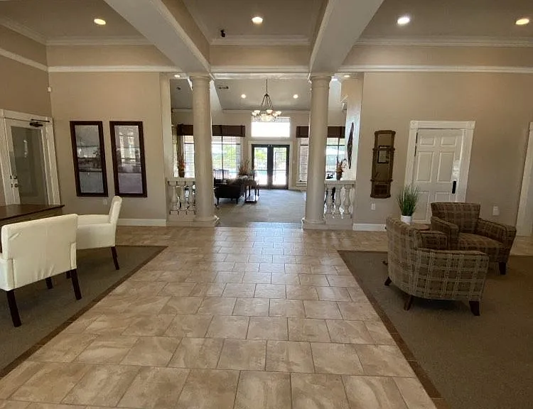 Westchester Woods Apartments — Photo 30