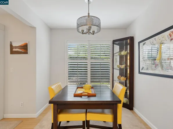 460 N Civic Dr APT 108, Walnut Creek, CA 94596