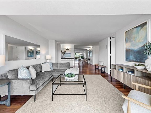 4th image of 101 Alma St APT 908