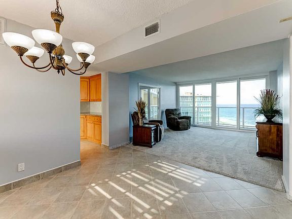 4th image of 333 NE 21st Ave APT 1702