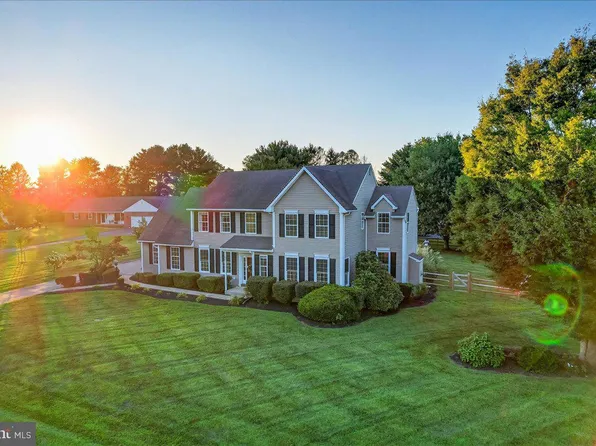 43 Violet Ln, West Grove, PA 19390
