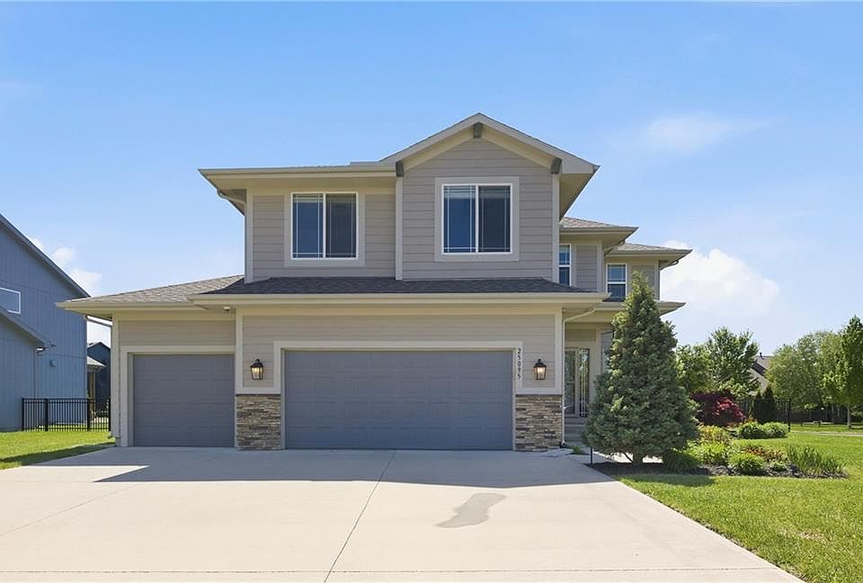 1st image of 25095 W 148th Pl