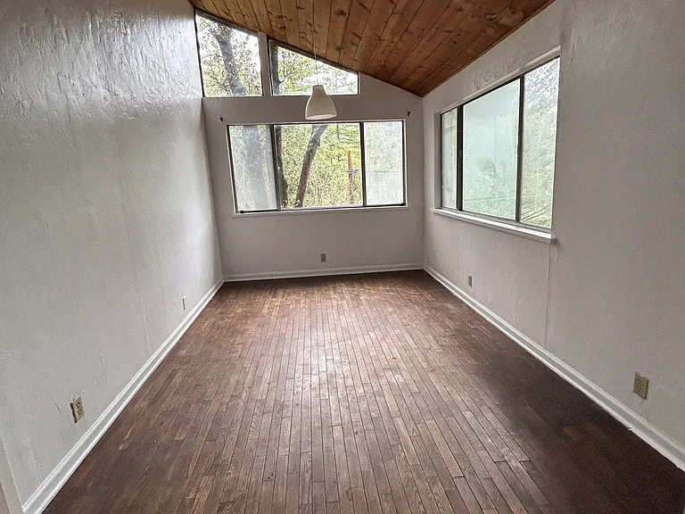 1200 Bear Creek Rd — Photo 13