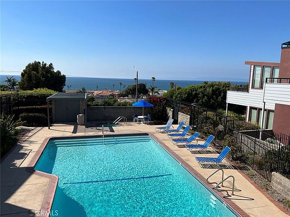 3rd image of 402 1/2 Calle Miramar