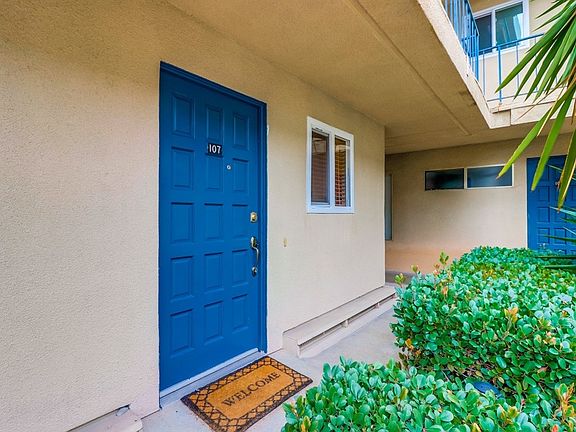 3rd image of 4477 Mentone St Unit 107