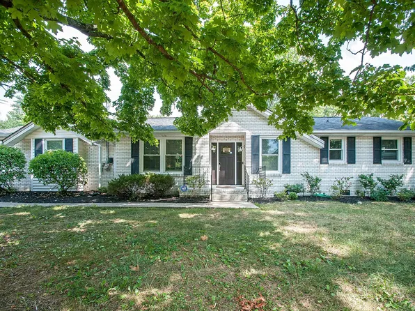 138 Carriage Dr, Nashville, TN 37221