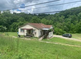 826 Crawford Run Rd, Cheswick, PA 15024