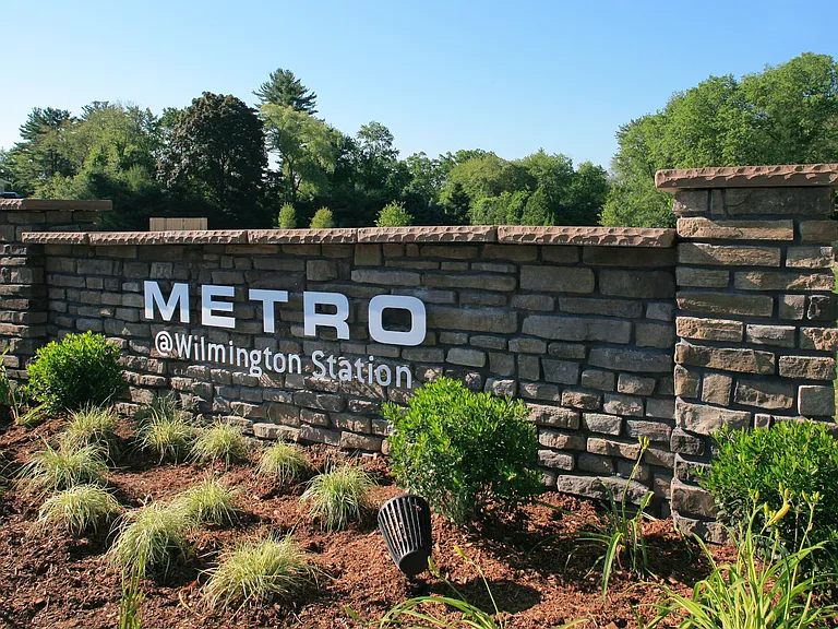 Metro at Wilmington Station — Photo 2