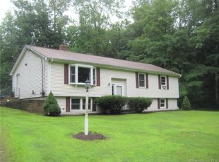 426 Rocky Hill Rd, Woodstock, CT 06281