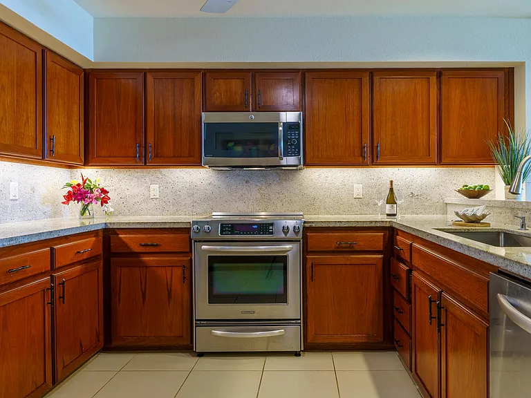 2221 Kapili Rd #4 — Photo 4