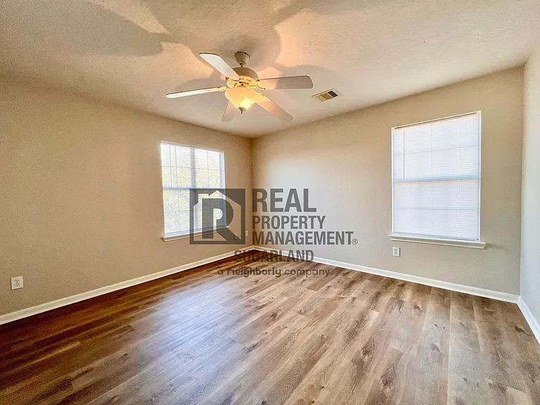 2706 Skyview Downs Dr — Photo 14