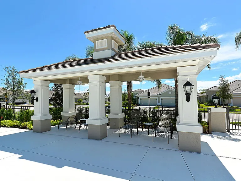 4904 Maymont Park Cir — Photo 30
