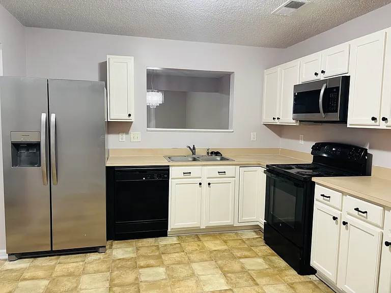 9511 Brackenview Ct #11 — Photo 13