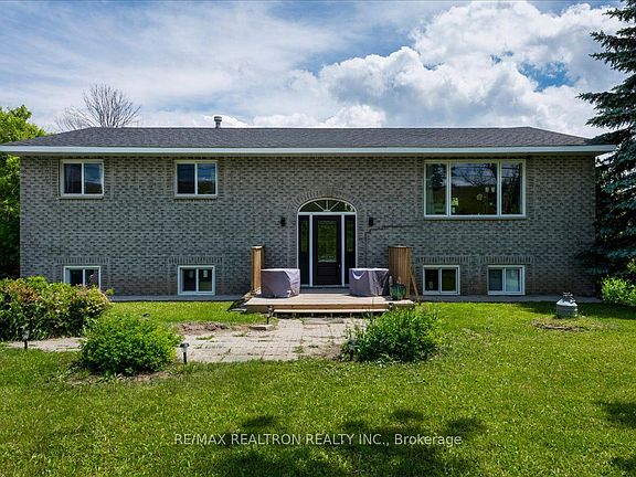 2nd image of 4261 Huronia Rd