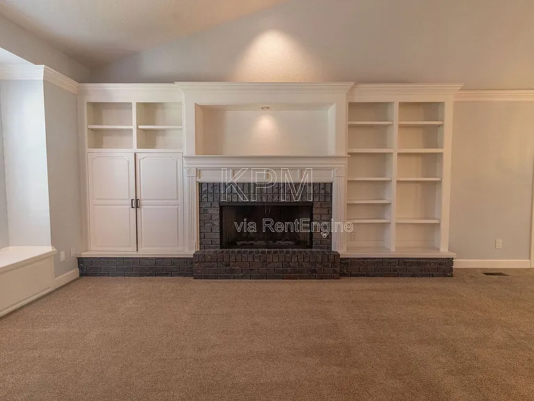 672 Cypress Run — Photo 17