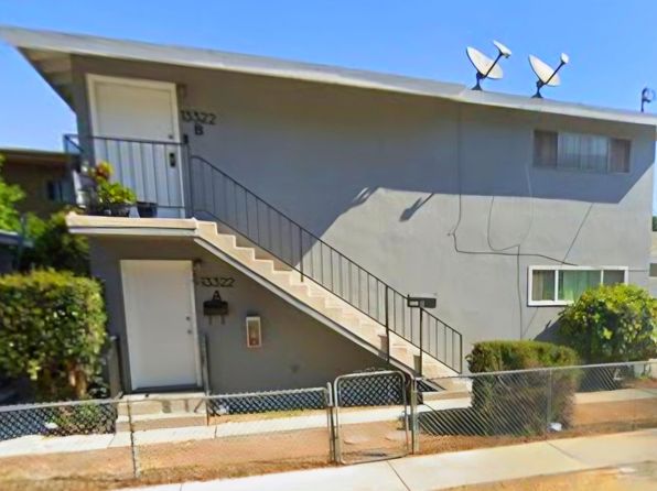 13322 Cordary Ave APT B