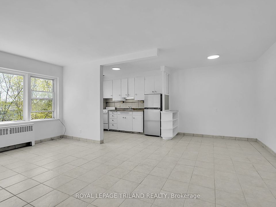 1st image of 917 Hamilton Rd #20