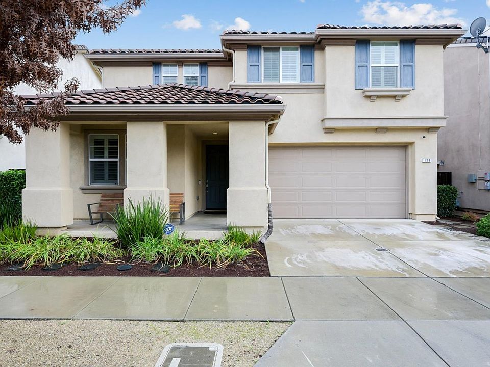 1st image of 120 Palomino Pl