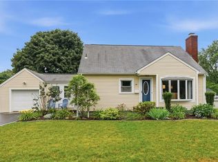 29 Harvest Dr, Coventry, RI 02816