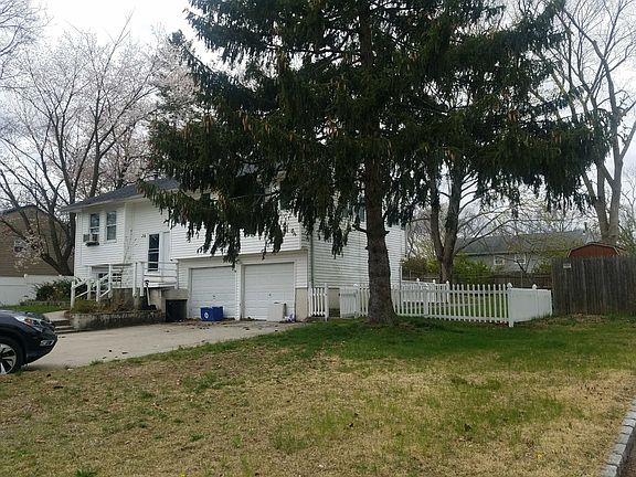 3rd image of 36 Mallard Ave