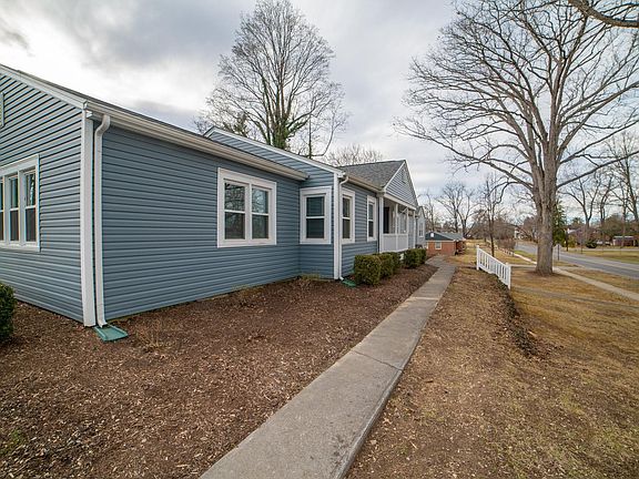 5th image of 702 Wadsworth St