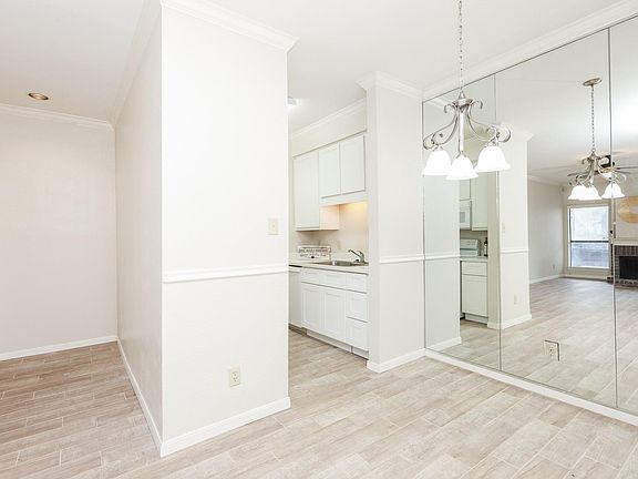 4th image of 10051 Westpark Dr APT 207