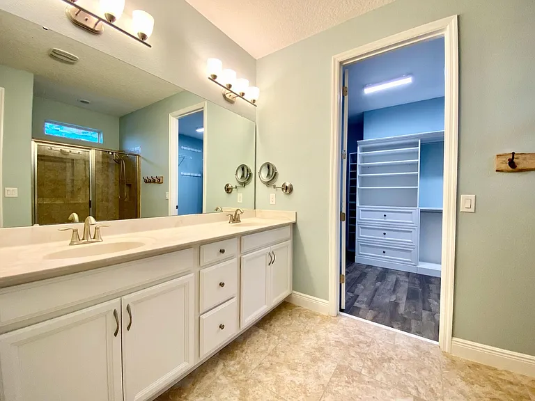 16238 Wind View Ln — Photo 14