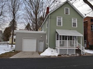 2 Terminal Ln, Fort Edward, NY 12828