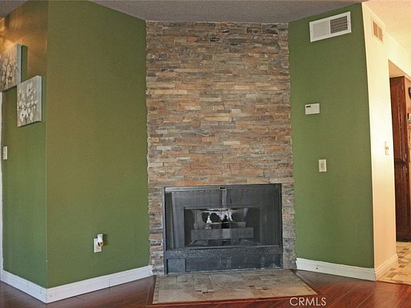5th image of 400 S Flower St Unit 41