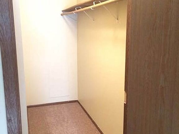 5th image of 10451 Greenbrier Rd APT 303