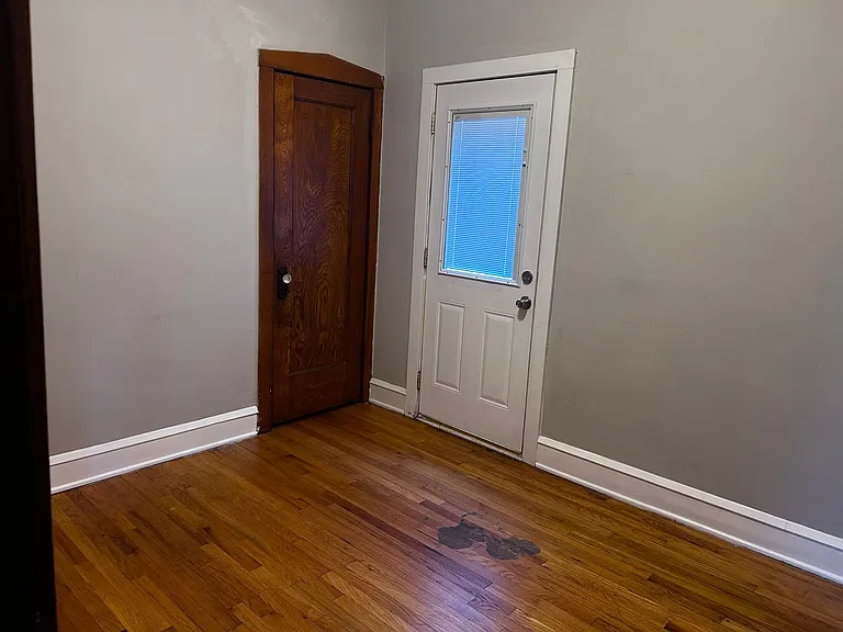 1900 S Highland Ave #2R — Photo 7