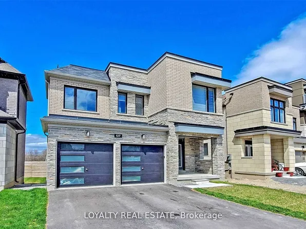 127 Yacht Dr, Clarington, ON L1C 4A7