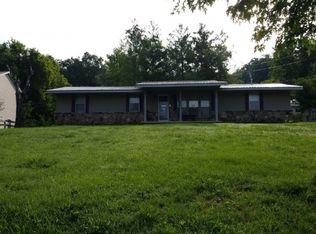 634 Paine St, Sevierville, TN 37862