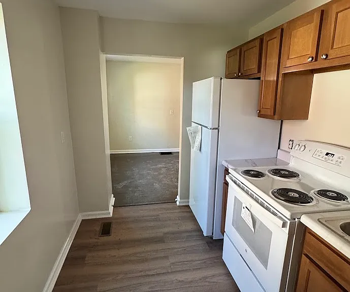 291 S Chase Ave #A — Photo 8