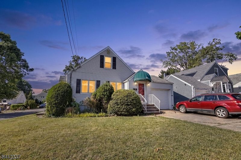 1st image of 55 Stillman Ave
