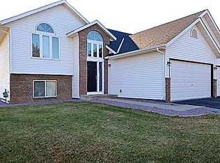 16897 Galena Ave, Rosemount, MN 55068