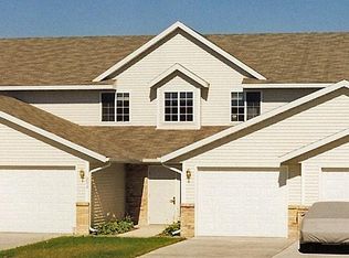 203 E Parkview St #D, Cottage Grove, WI 53527