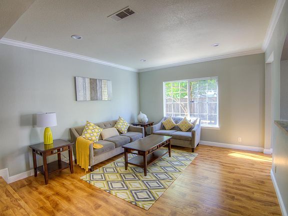 4th image of 1029 Summerfield Dr