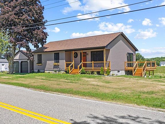 2nd image of 130 River Road