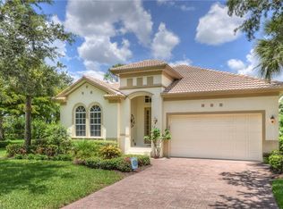 19001 Ridgepoint Dr, Estero, FL 33928