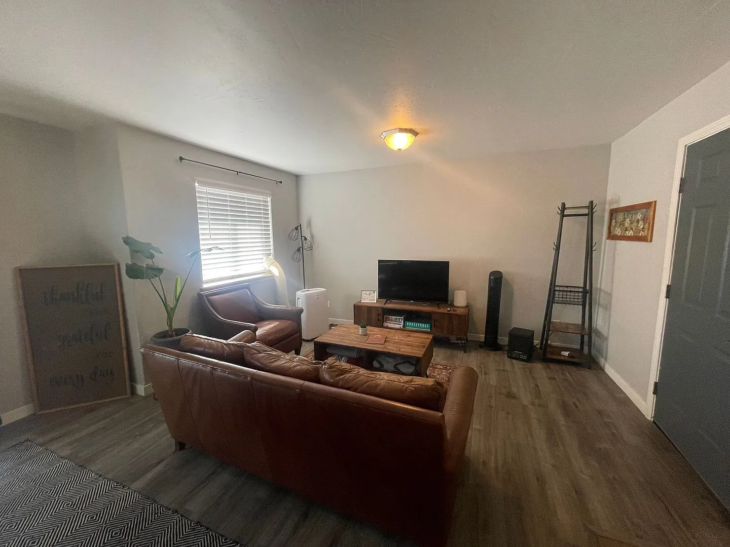 18 Diane Road - (LW) — Photo 4