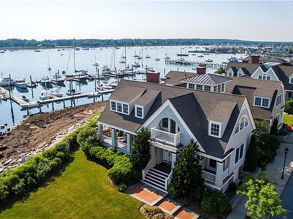 2nd image of 2 Stonington Cmns